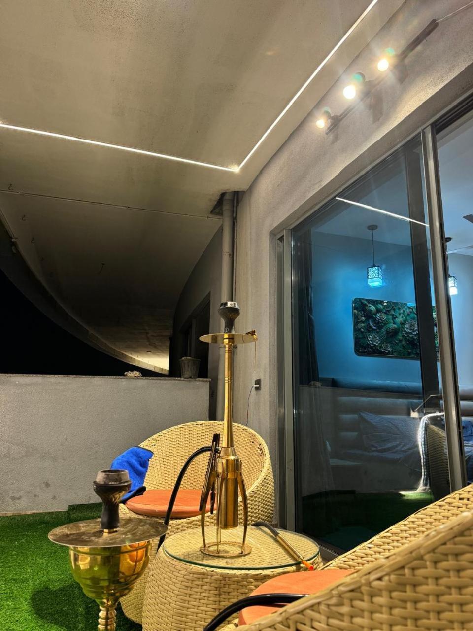 Apartment Supernova 37 *